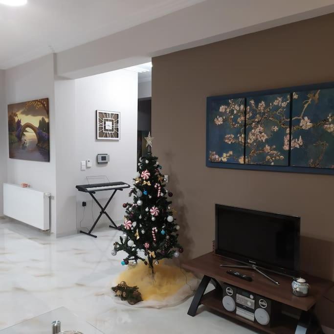 Ebony And Ivory Suites Dhrosiá Exteriér fotografie