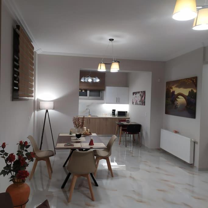 Ebony And Ivory Suites Dhrosiá Exteriér fotografie
