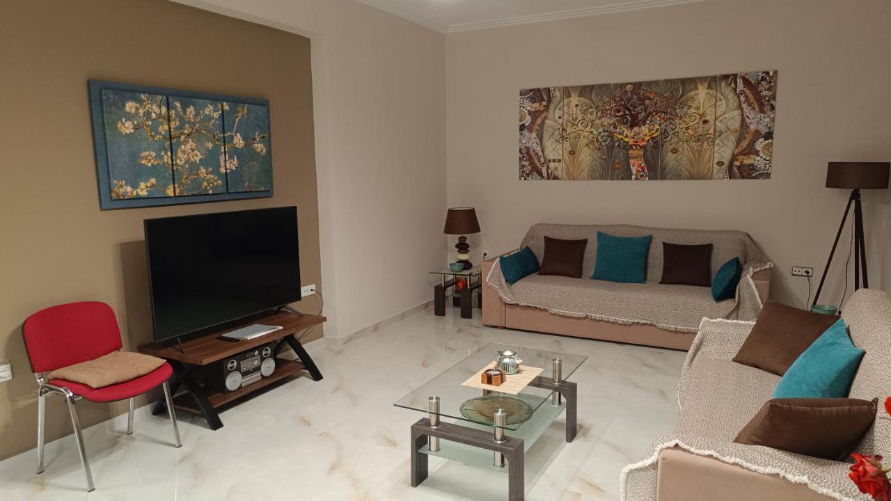 Ebony And Ivory Suites Dhrosiá Exteriér fotografie